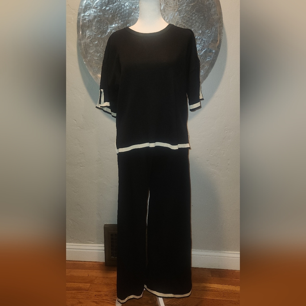 Comfy pant and shirt set Black and Cream